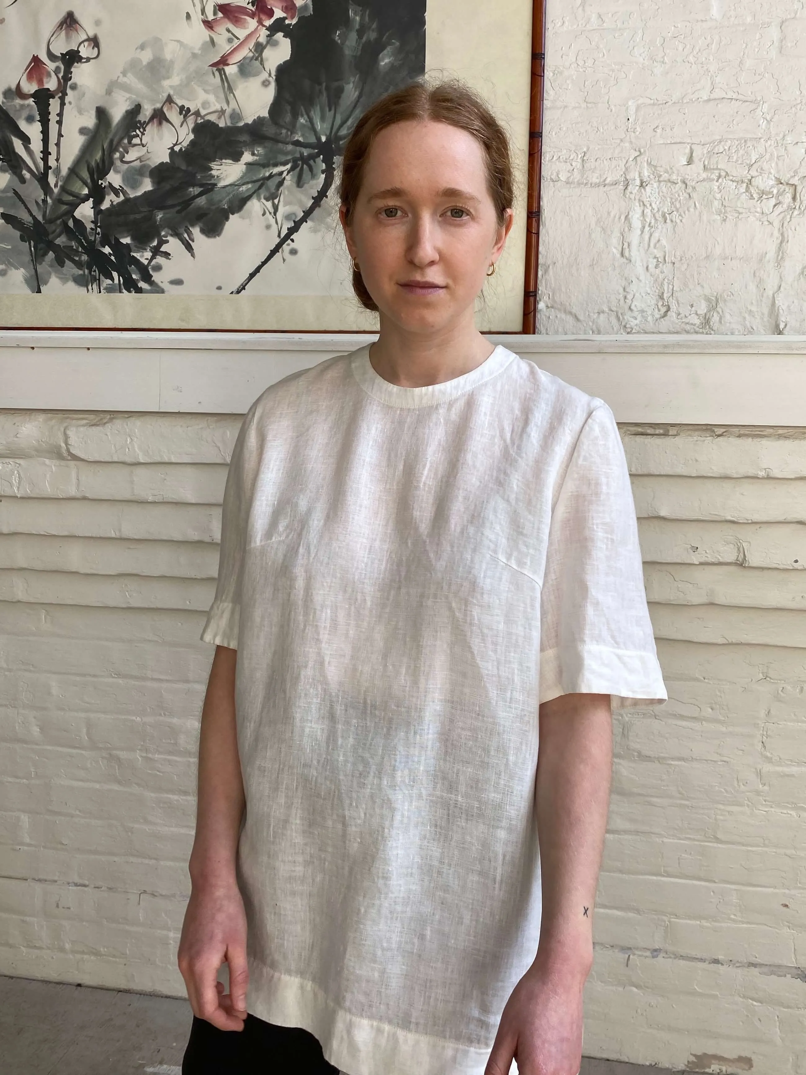 Linen Tailored Tee in White Rabbit, large / OG Price: $228.00
