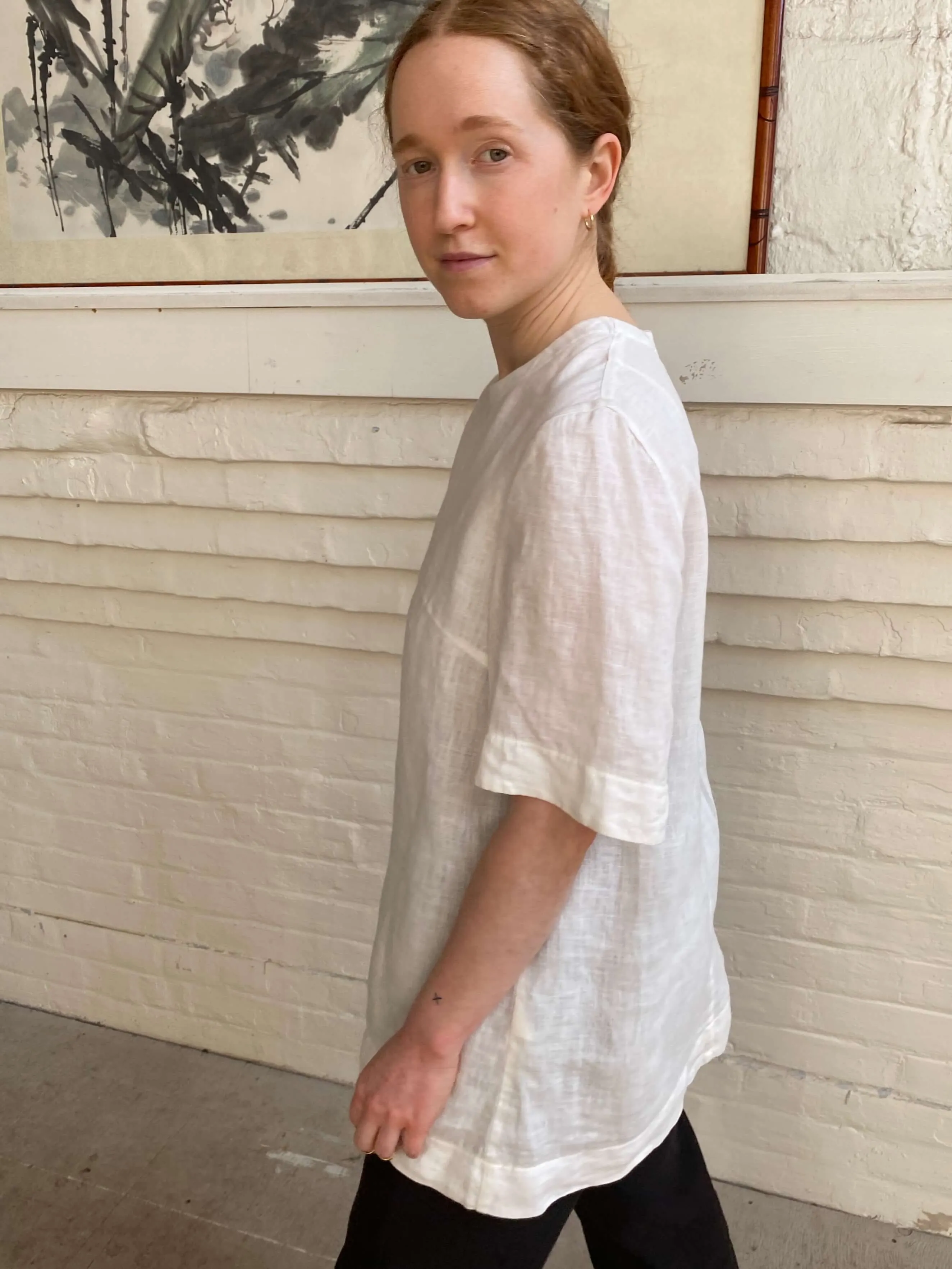 Linen Tailored Tee in White Rabbit, large / OG Price: $228.00